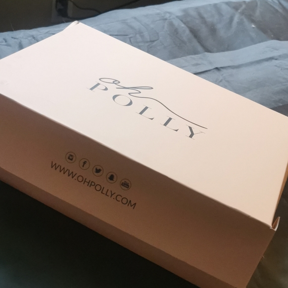 Brand New Dress Never Worn - Picture 6 of 7